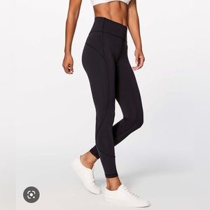Lululemon In Movement Tight 23” Everlux